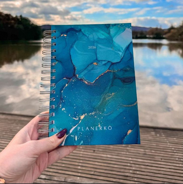 Letni planer: Infinite turquoise 2026